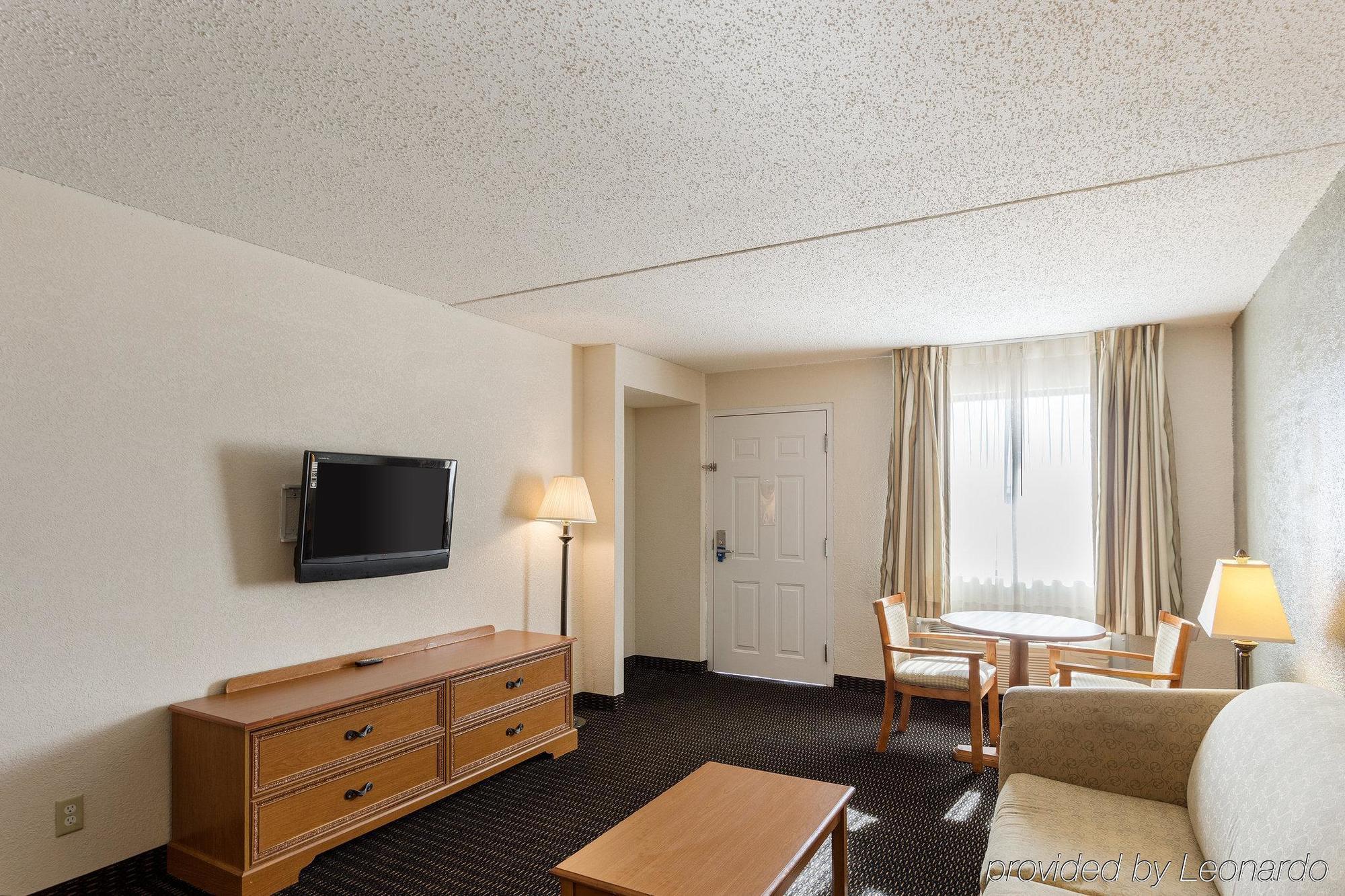 Sunrise Inn & Suites ニューオーリンズ エクステリア 写真