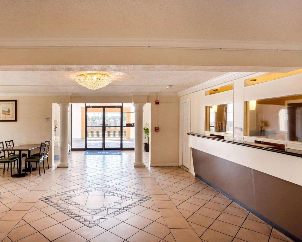 Sunrise Inn & Suites ニューオーリンズ エクステリア 写真