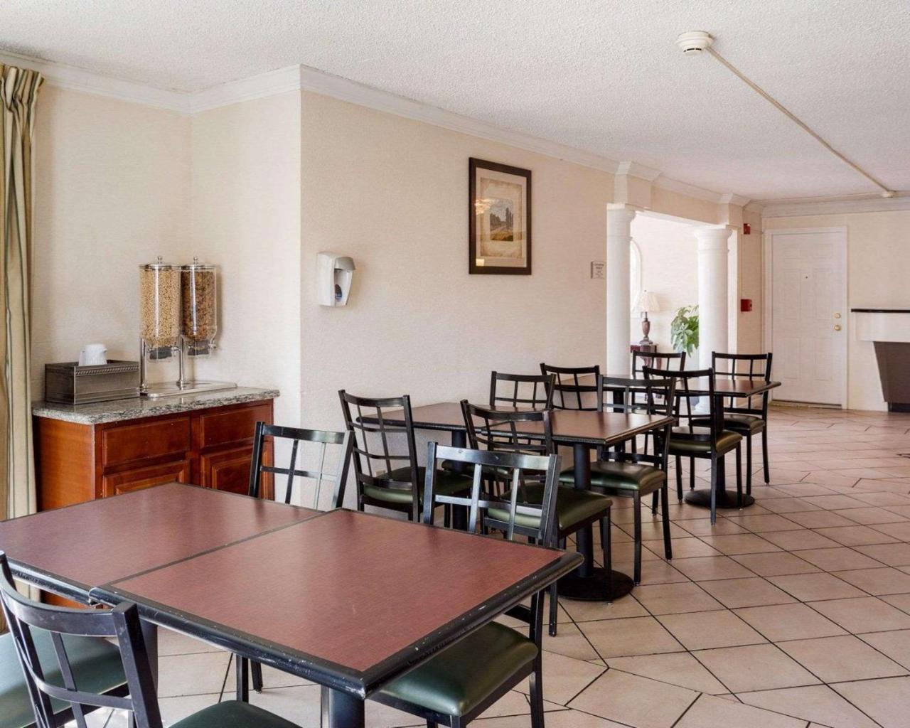 Sunrise Inn & Suites ニューオーリンズ エクステリア 写真